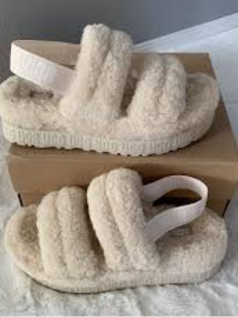 UGG OH FLUFFITA slide slippers